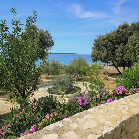 Apartment Awesome In With House Sea View *