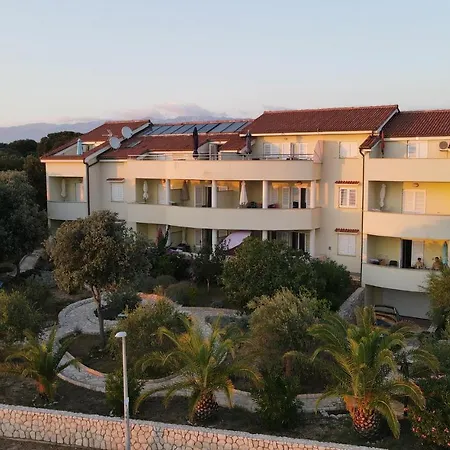 Awesome In With House Sea View *
