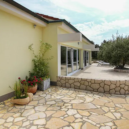 Awesome In With House Sea View *